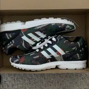 Adidas ZX Flux Size 7 Women’s, 5.5 Kids/Men